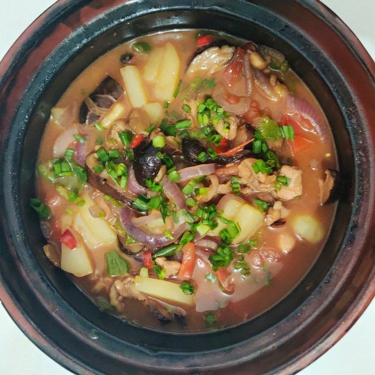 【黄焖鸡米饭】