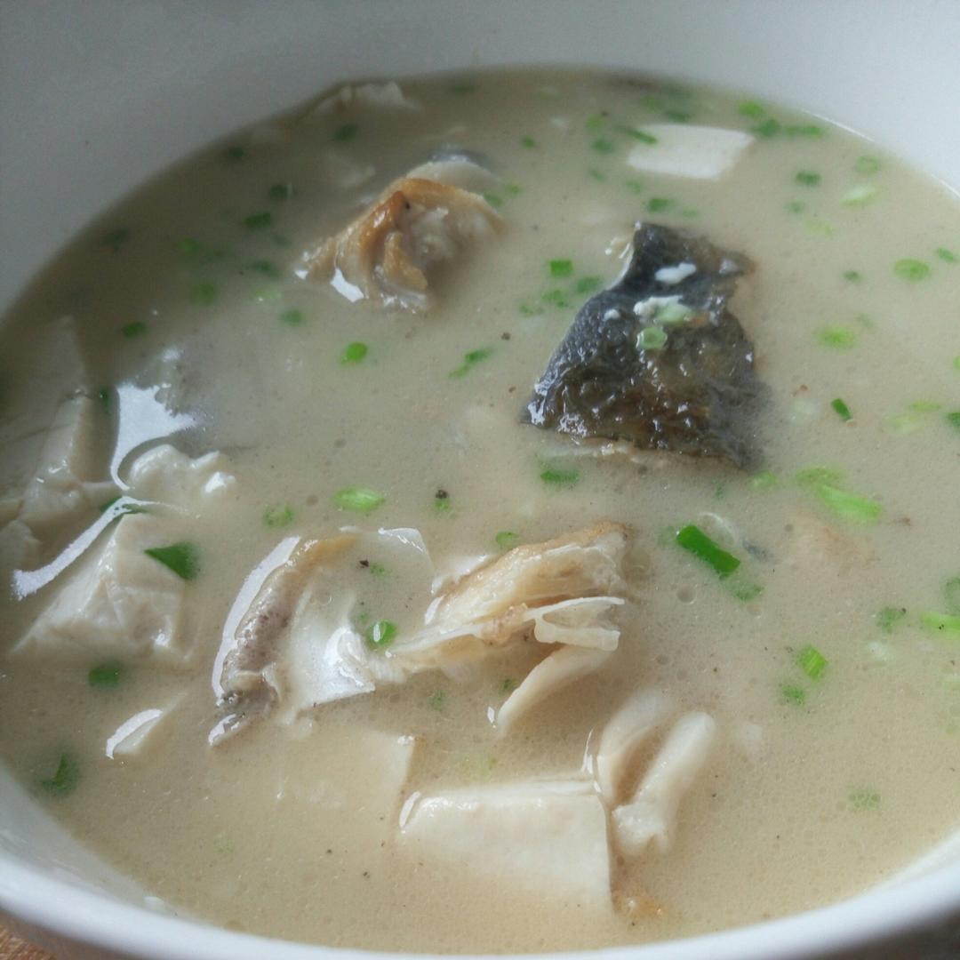 豆腐鱼头汤