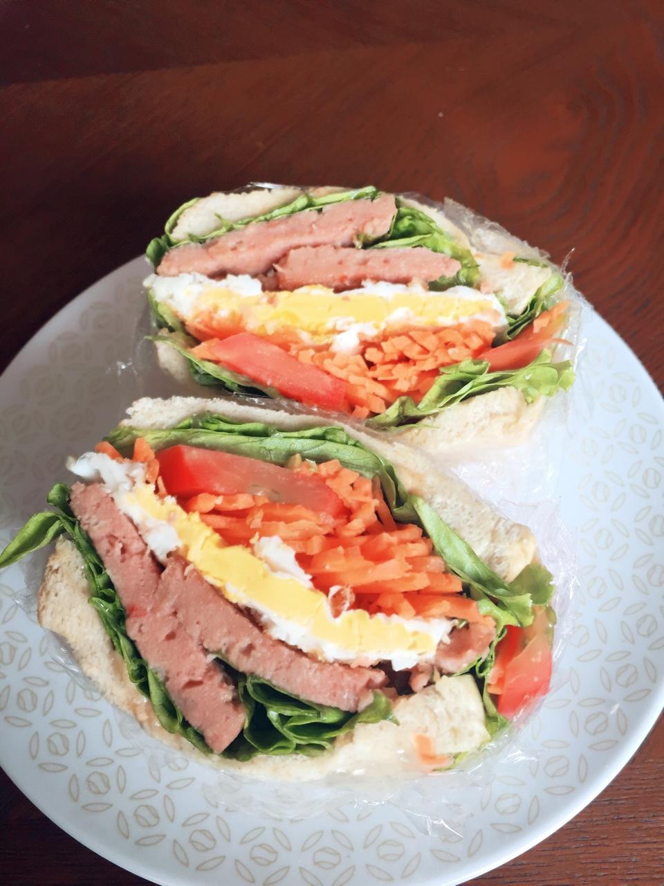 如何做超厚的沼三明治~详细tip！牛油果鸡蛋午餐肉三明治~