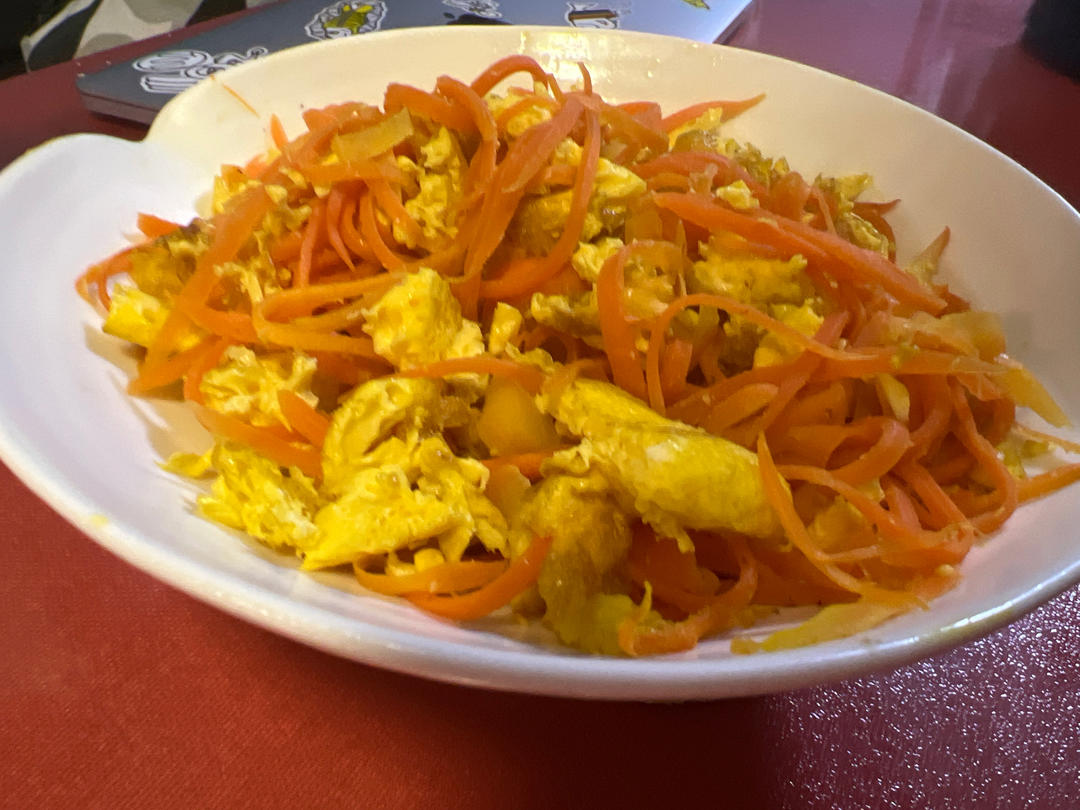 胡萝卜炒鸡蛋