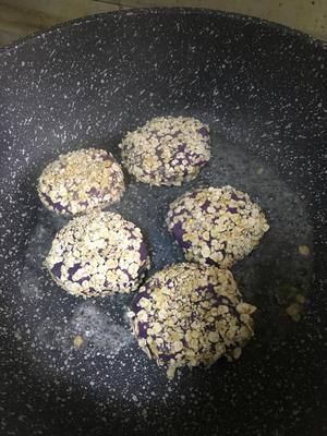 紫薯燕麦夹心香蕉饼的做法 步骤9