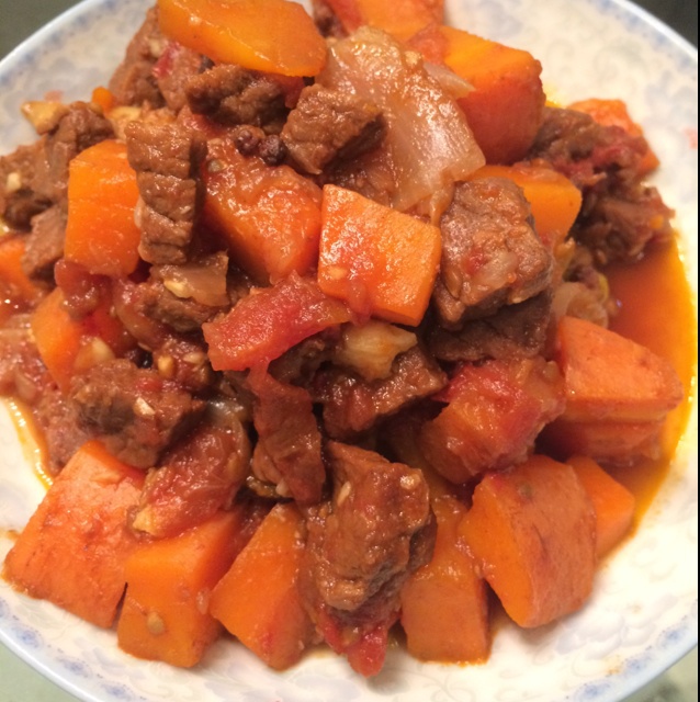 胡萝卜炖牛肉