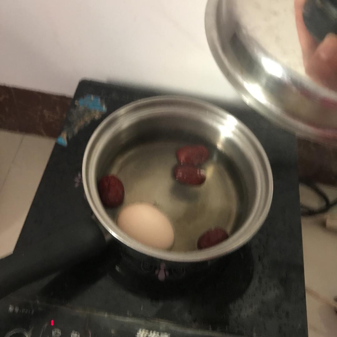 枸杞红枣煲鸡蛋