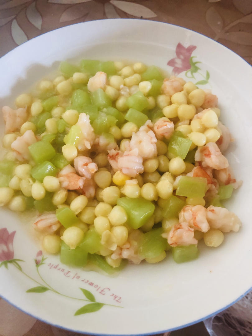 宝宝食谱---清新玉米粒炒虾仁