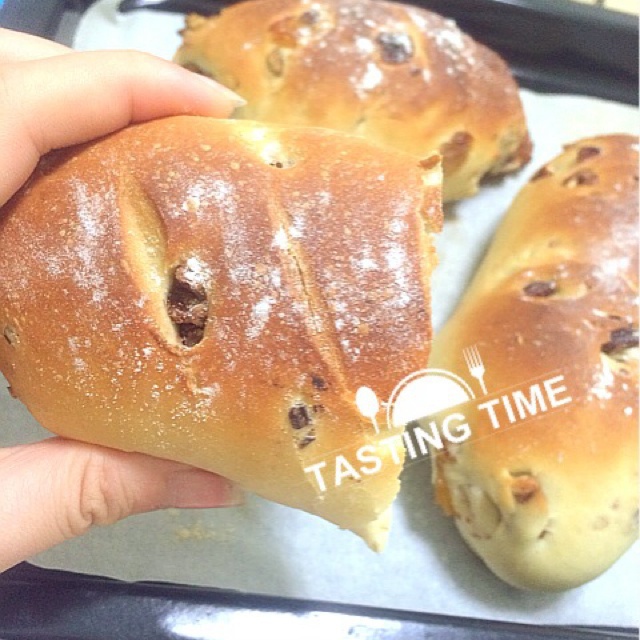 全麦葡萄干面包