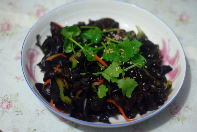 凉拌黑木耳