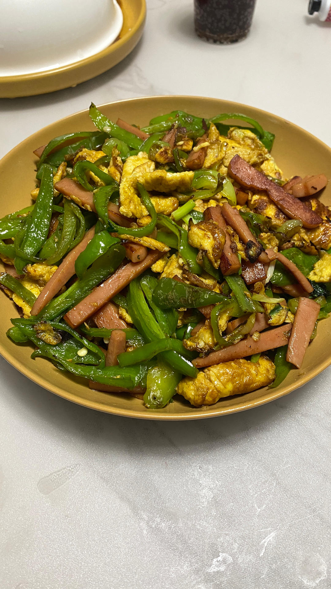 青椒火腿炒鸡蛋