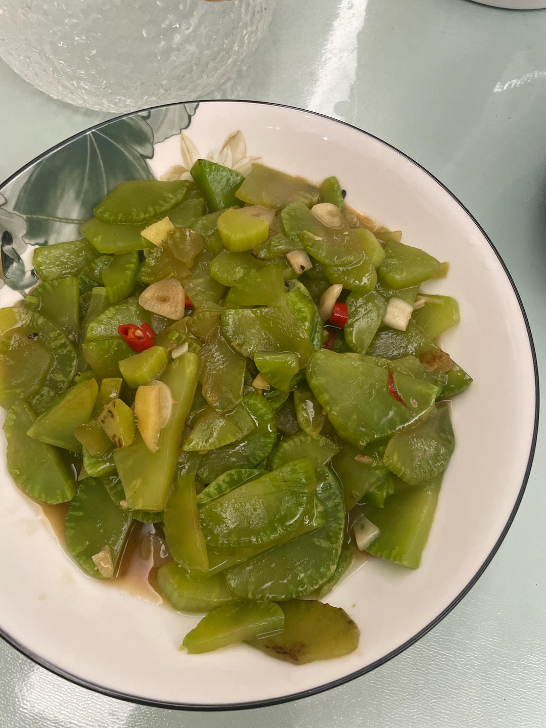 清炒莴笋