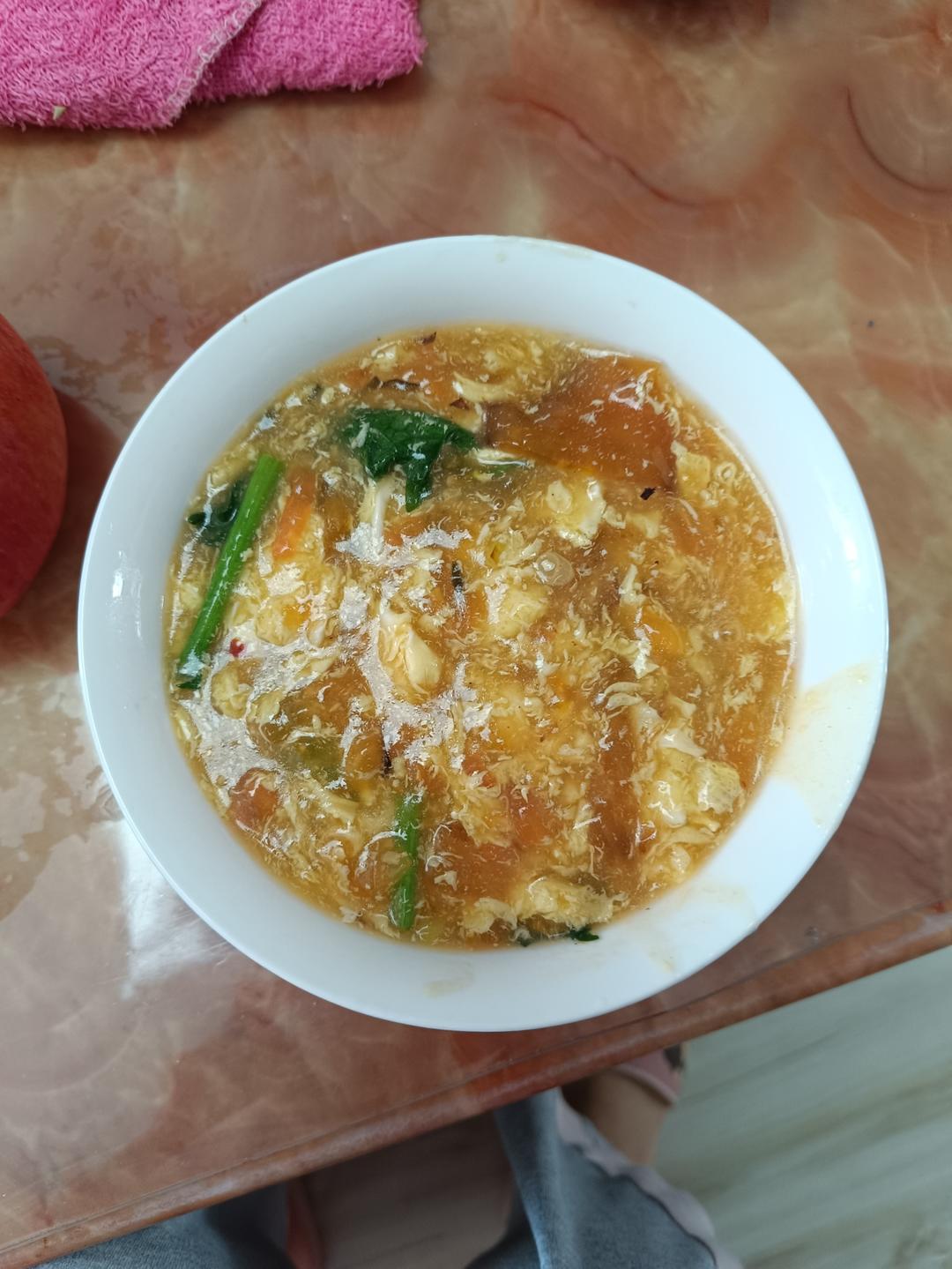 【跟我做不会错】简单又好喝的西红柿鸡蛋汤，家常又营养哦