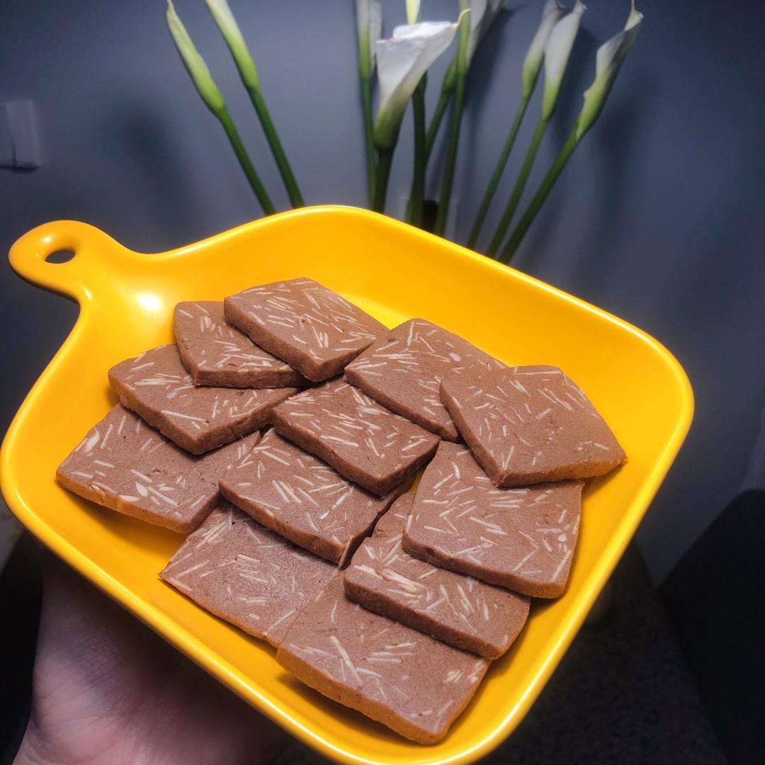 杏仁片巧克力饼干