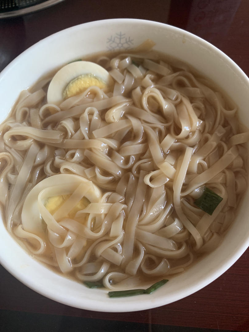 阳春面【汤清味鲜】