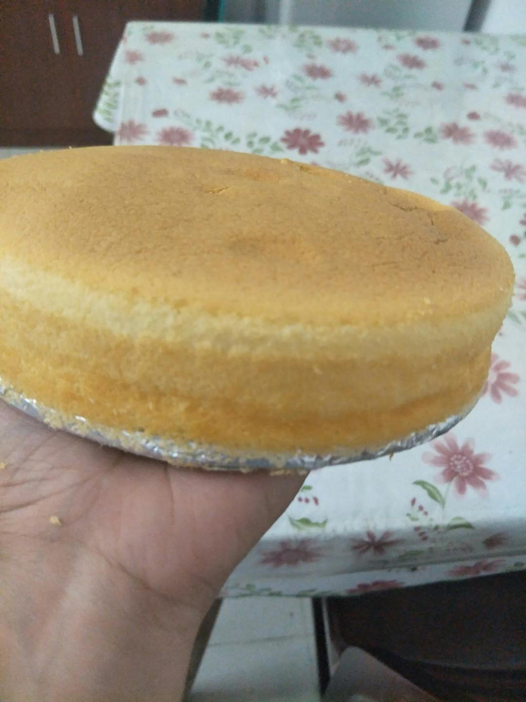 烤箱做蛋糕（戚风蛋糕的做法）