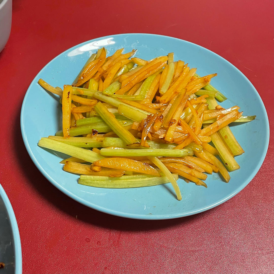 芹菜炒土豆