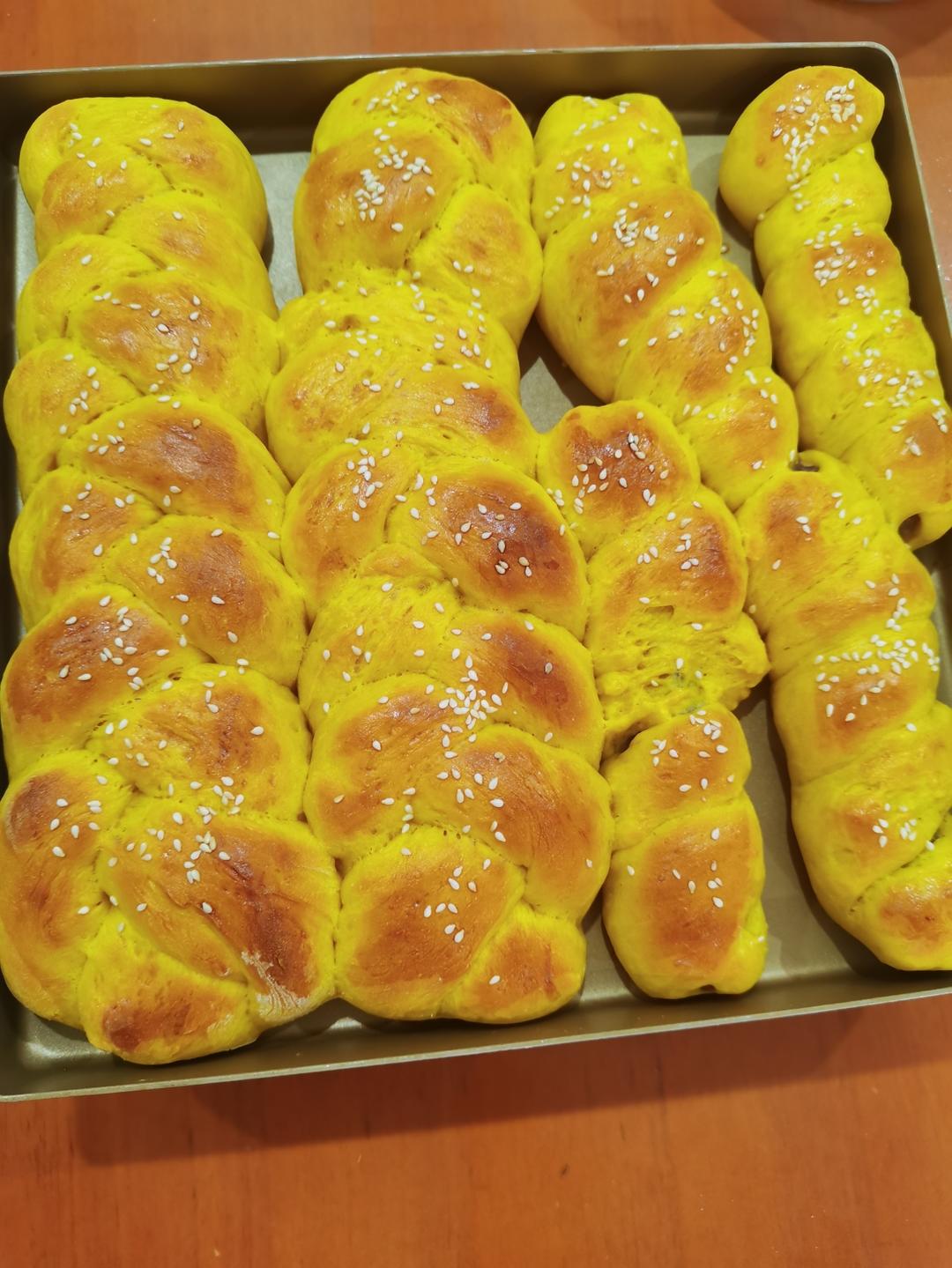 堂妈小厨——南瓜辫子面包