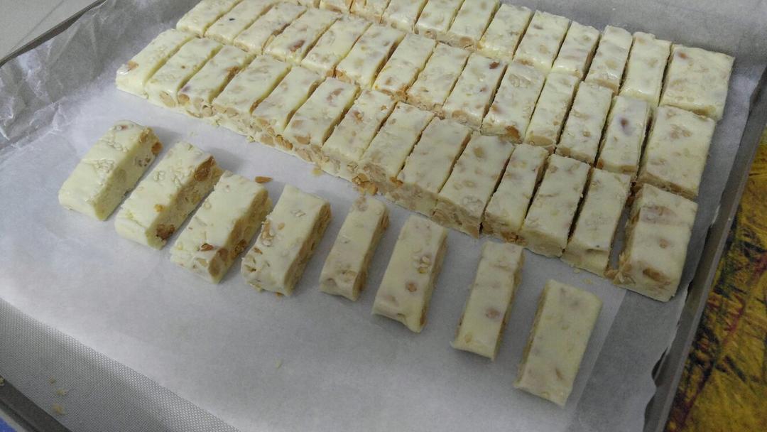 初学者都能做好的花生牛轧糖