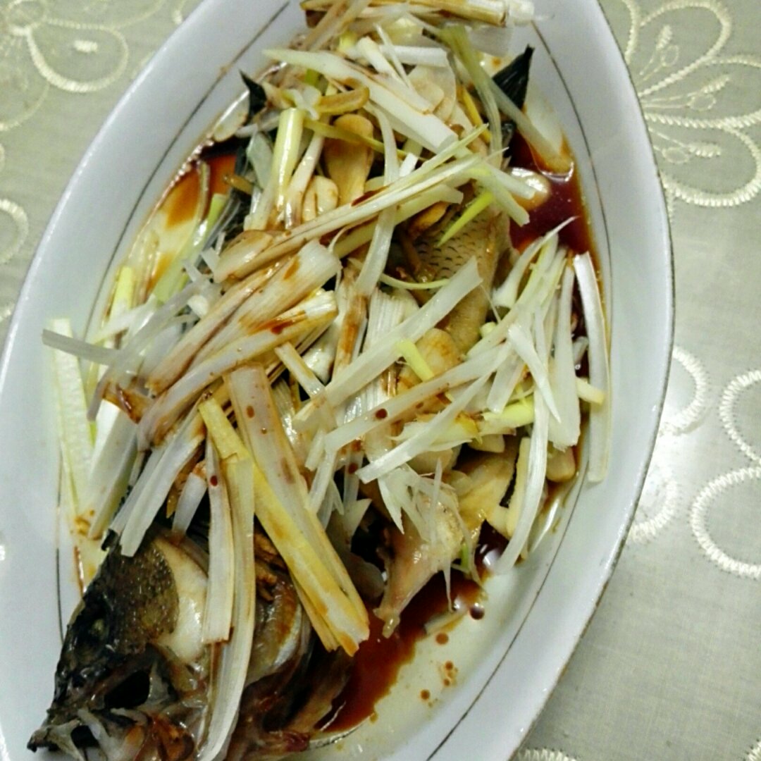 清蒸鲈鱼