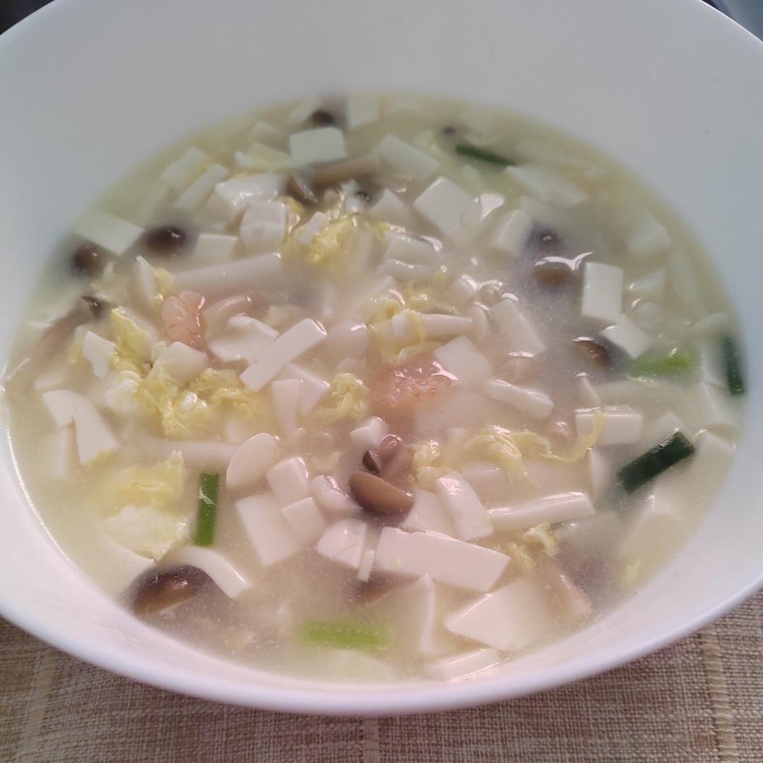 豆腐菌菇汤