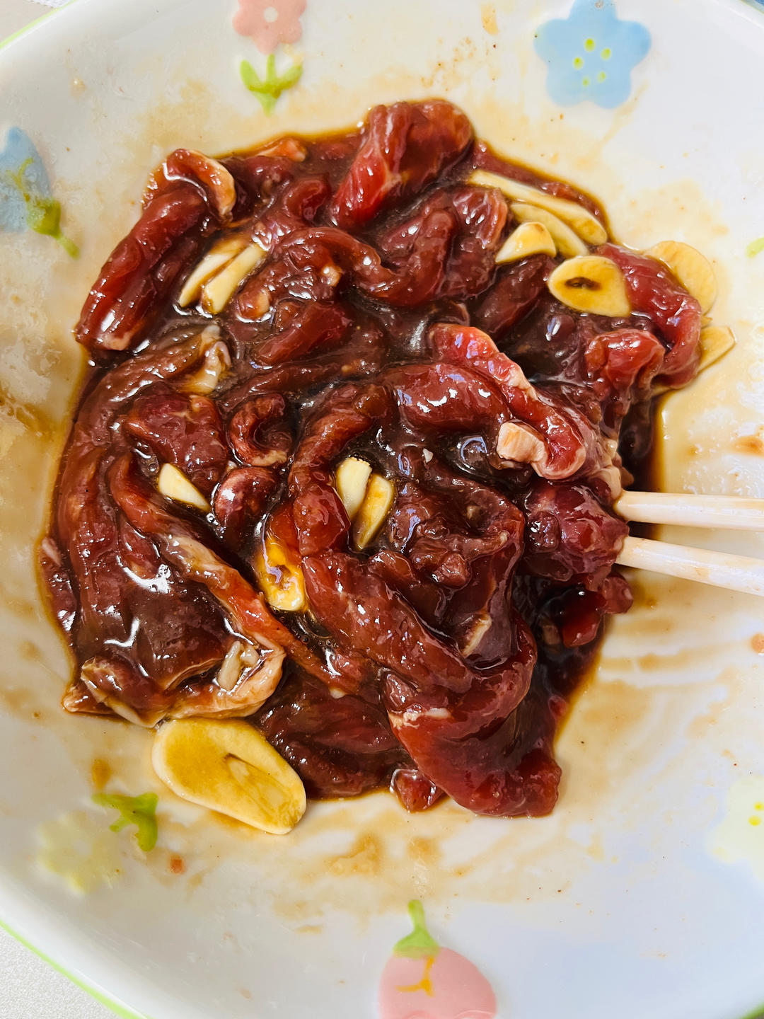 嫩炒牛肉片～～简单快手菜