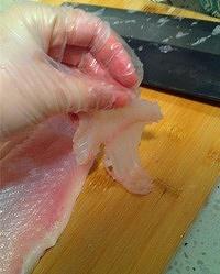 油泼沸腾鱼（一鱼两吃）的做法 步骤2