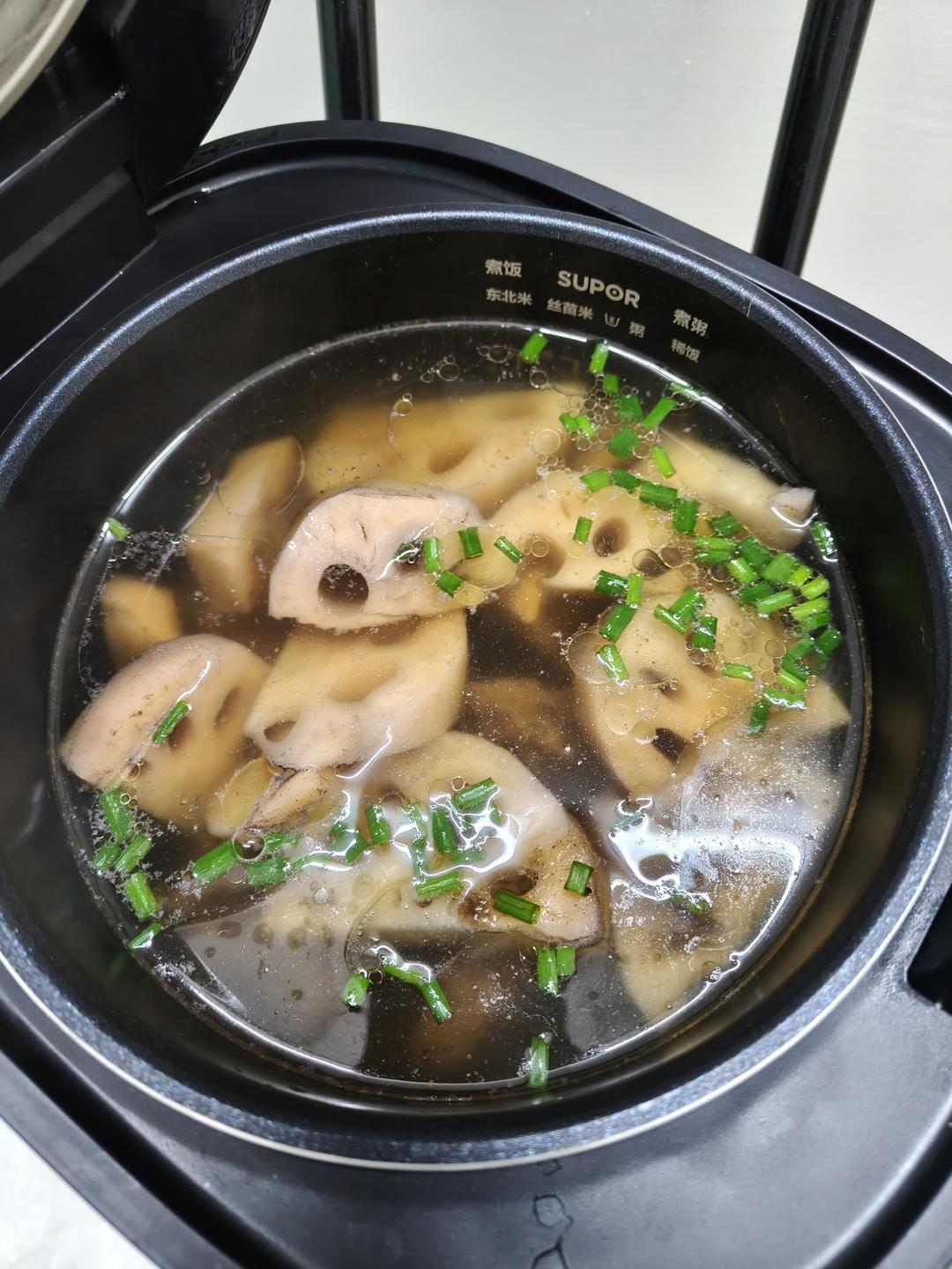 正宗湖北莲藕排骨汤