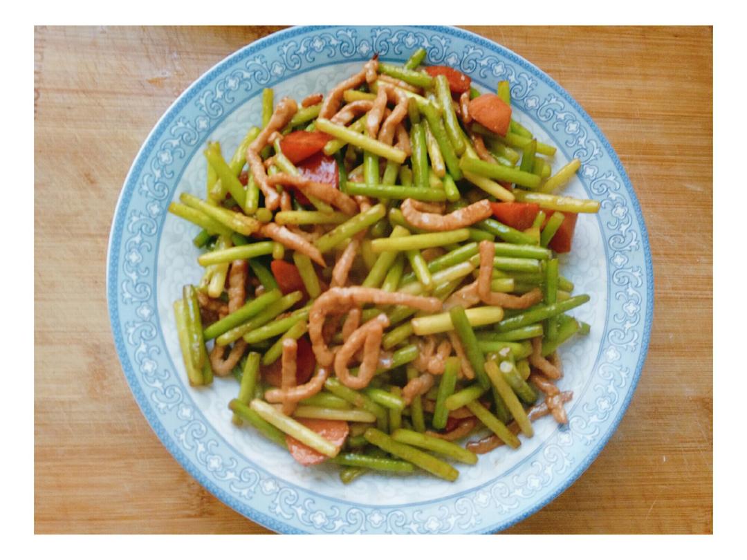 蒜薹炒肉丝