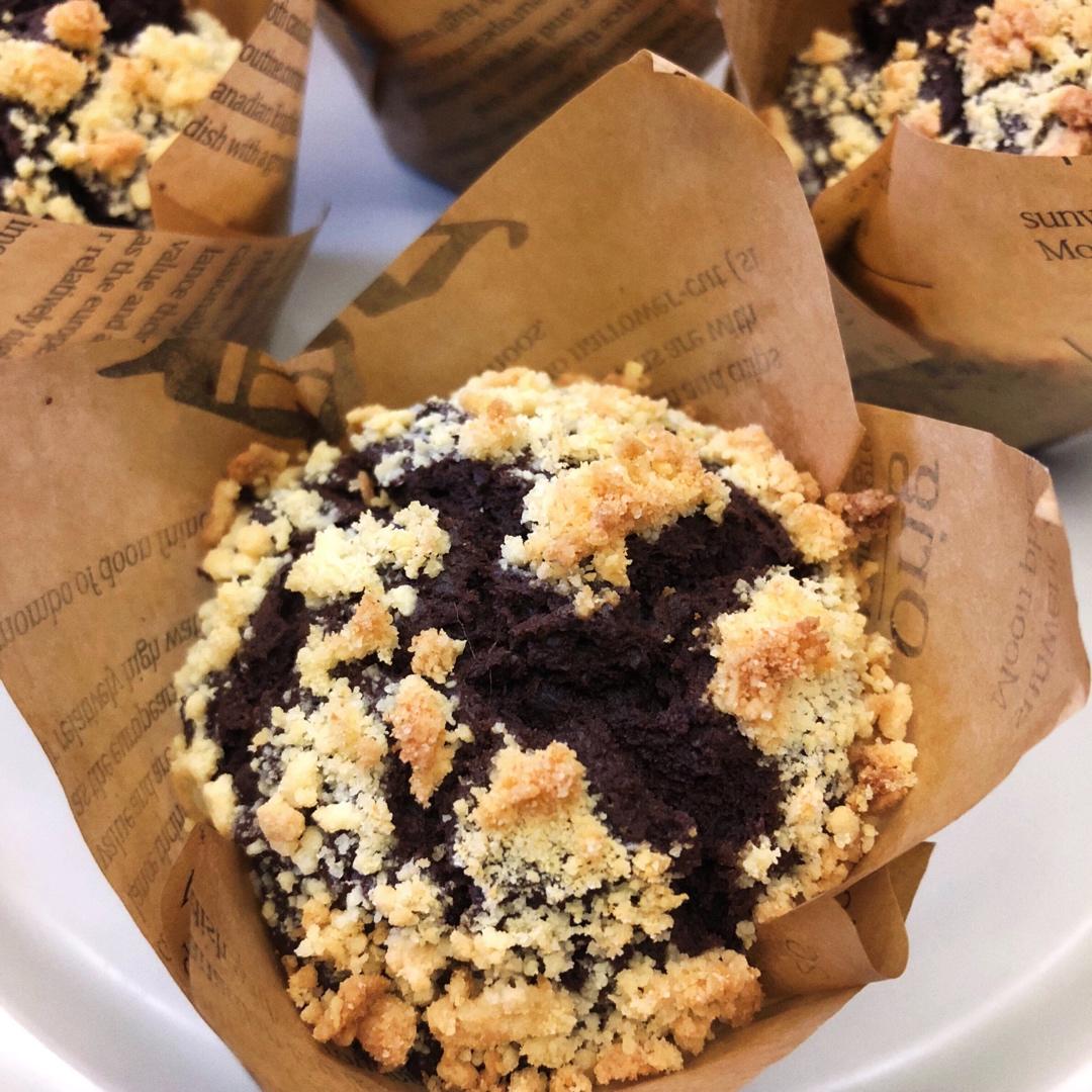 #零起点学烘焙#爆浆蓝莓麦芬和蘑菇头巧克力麦芬