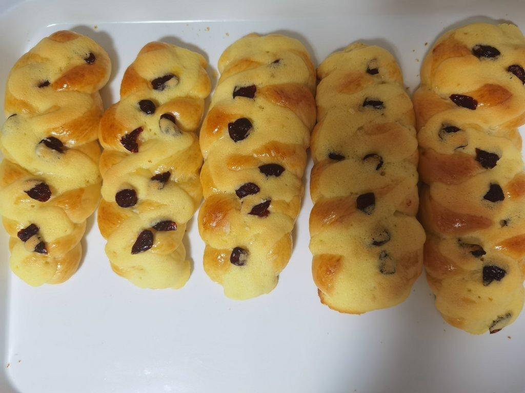 奶酥辫子面包