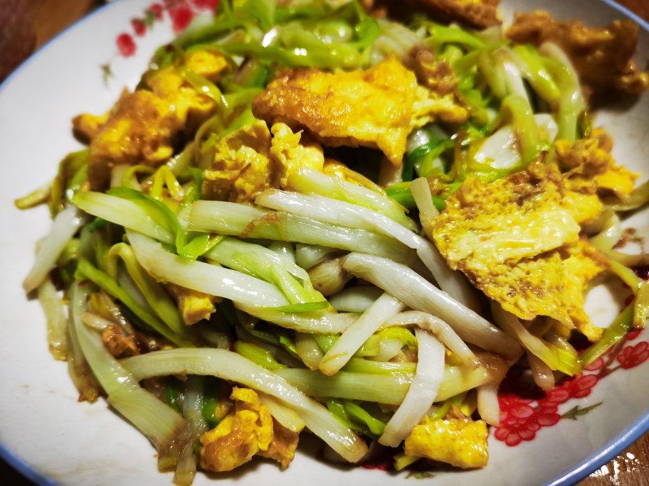 蒜黄炒鸡蛋