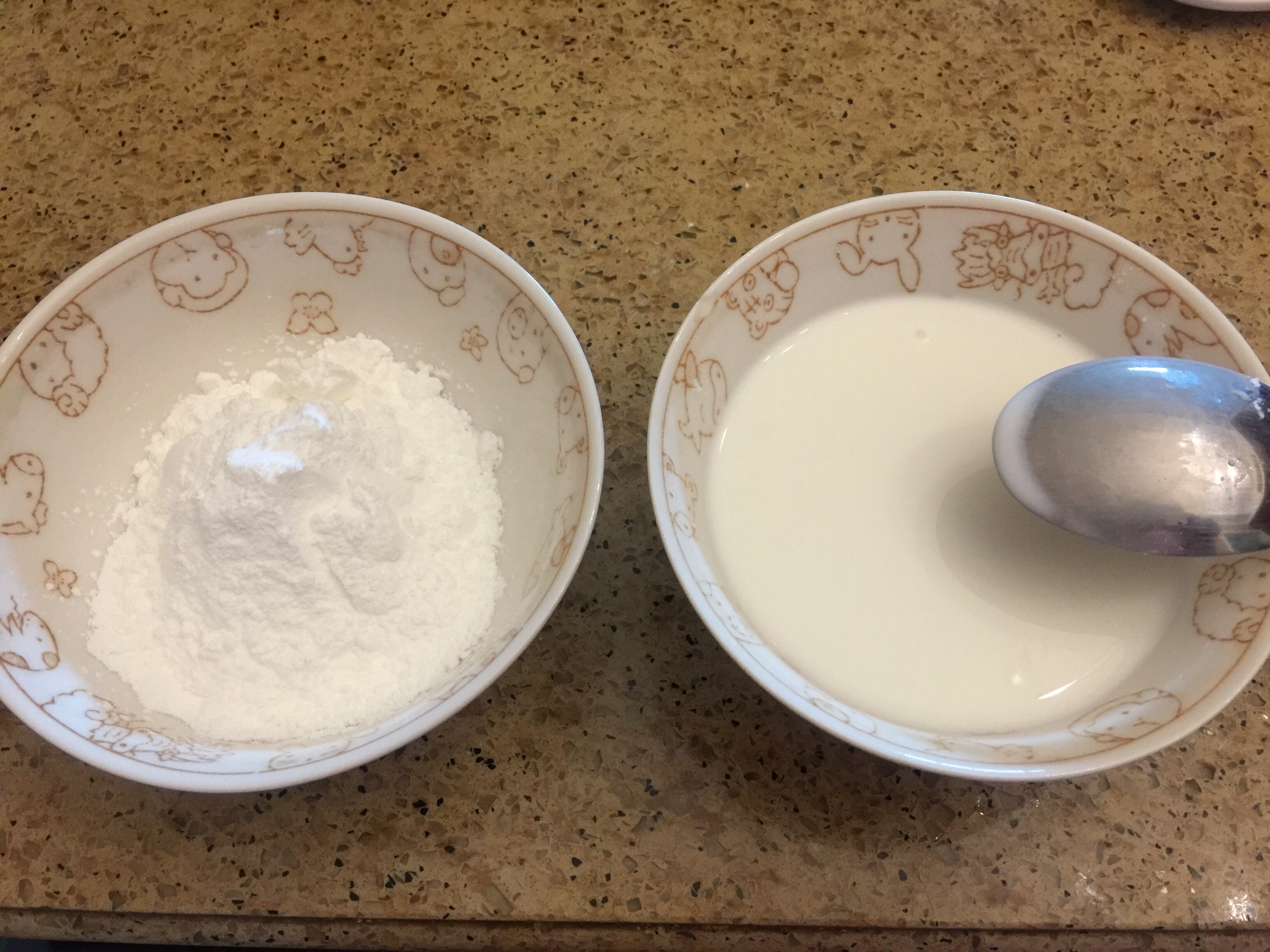 消暑良品之双色椰奶小方的做法 步骤3