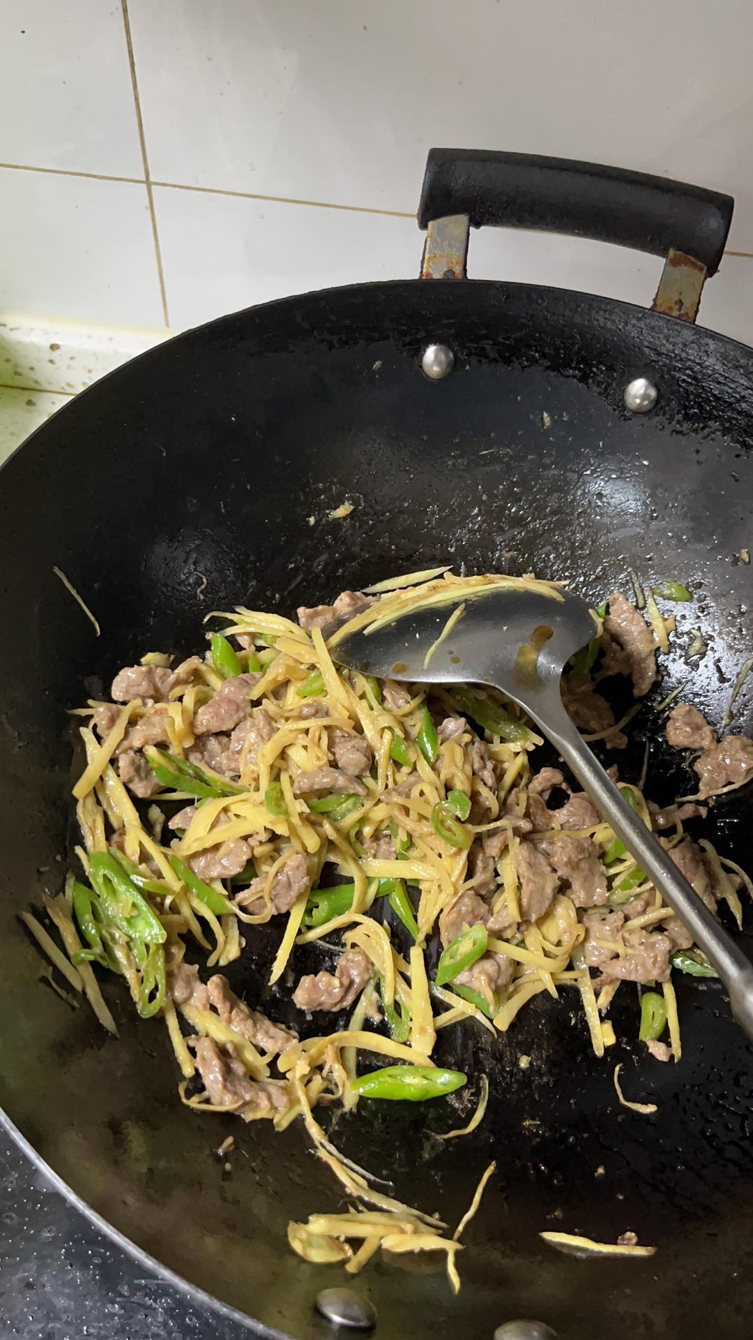 嫩姜牛肉丝｜开胃好吃下饭菜！大厨不说的秘诀