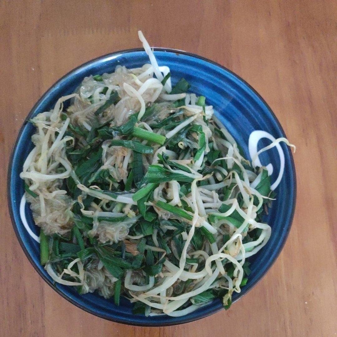 绿豆芽韭菜炒粉条