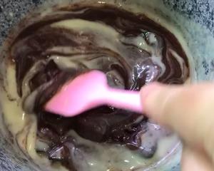 经典巧克力酱（消耗巧克力或淡奶油的好方法）的做法 步骤6