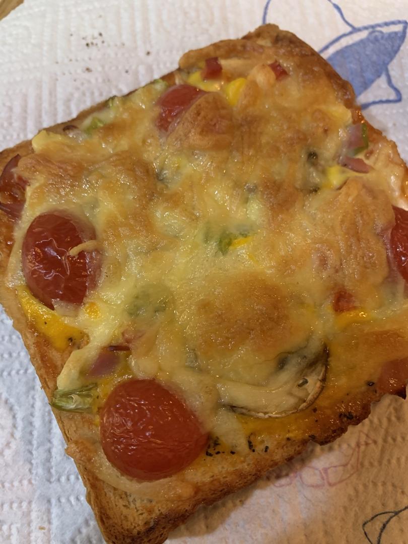 吐司太阳蛋披萨