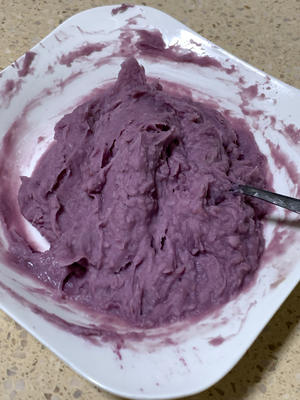 紫米芋泥麻薯肉松三明治的做法 步骤6