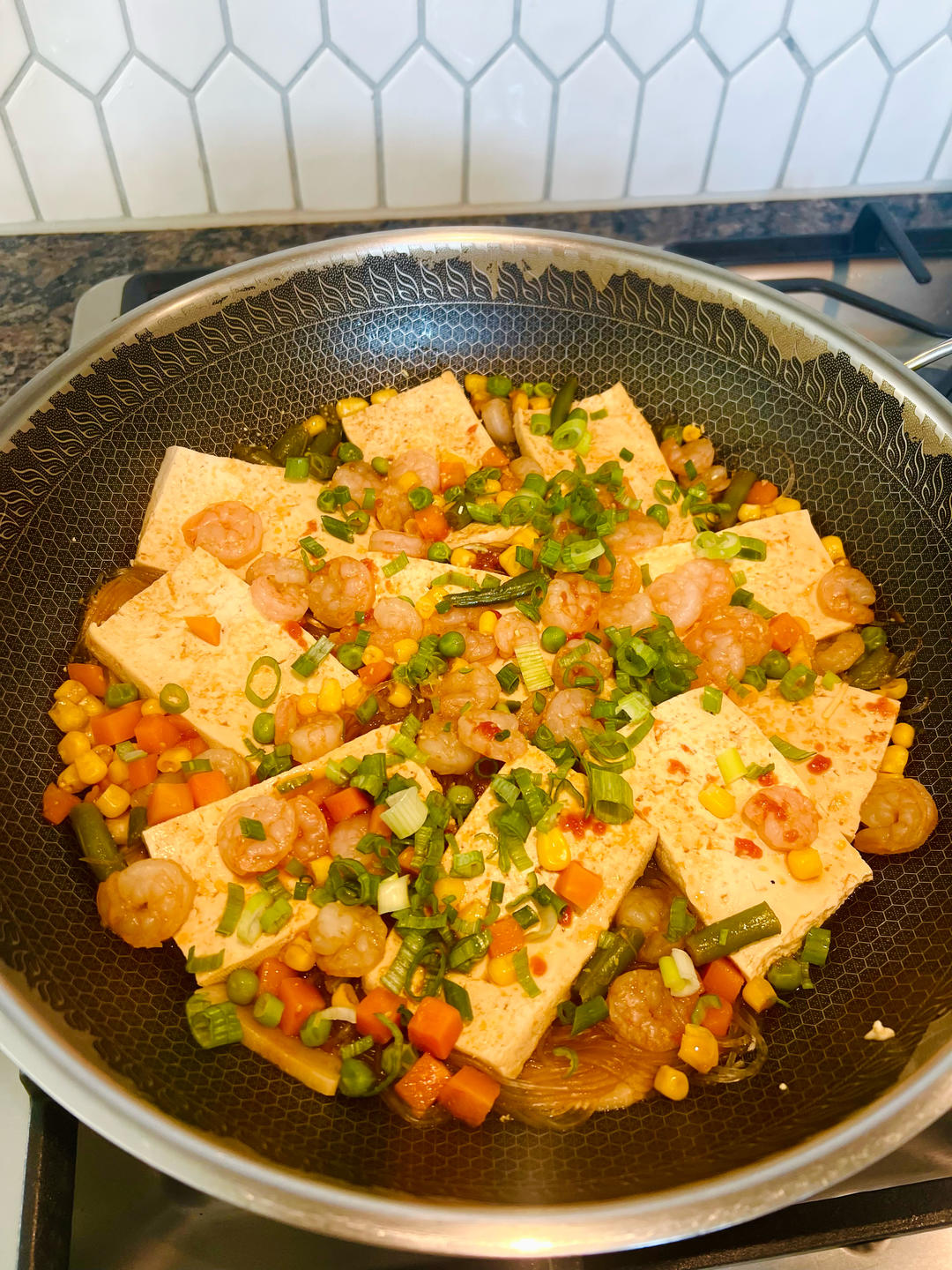 豆腐虾仁粉丝煲