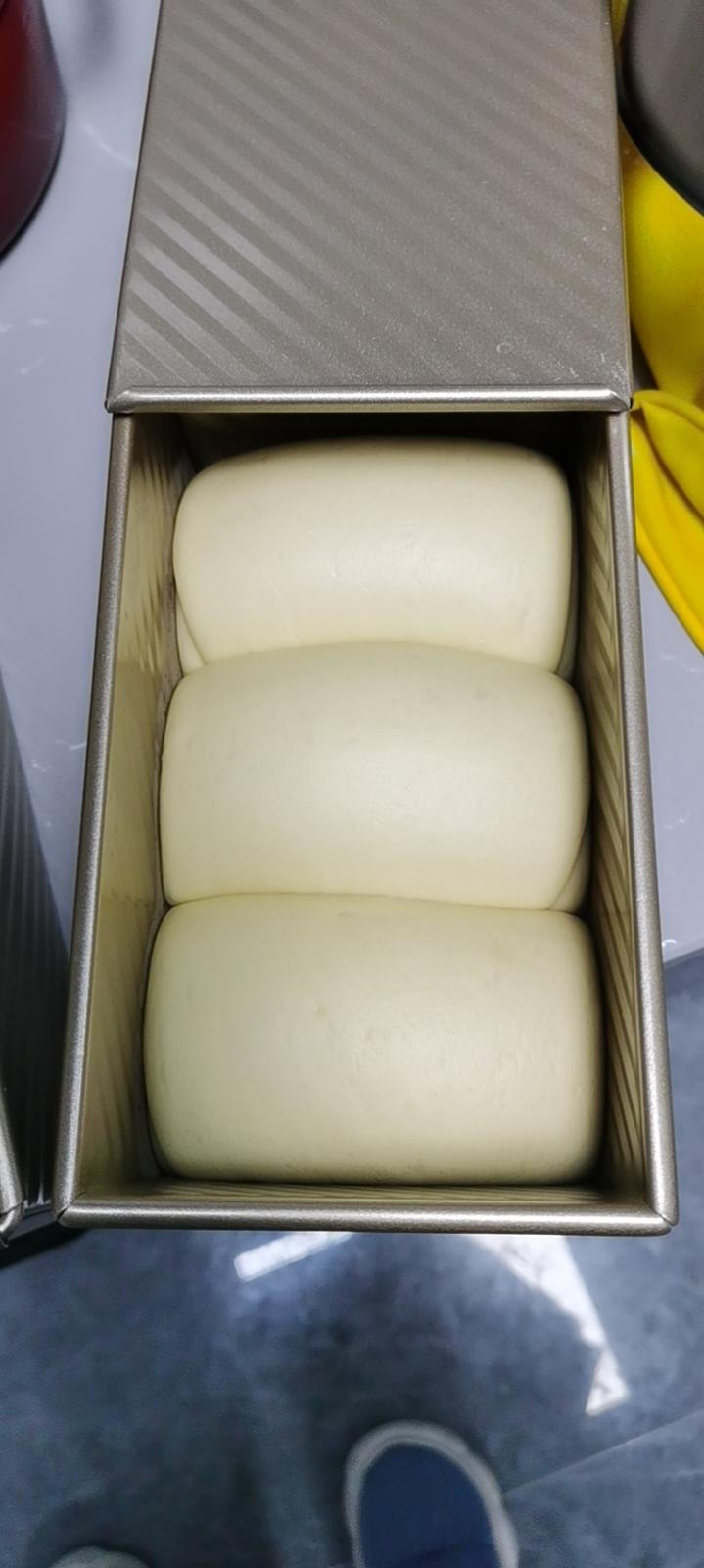 吐司，奶香手撕面包，超级香浓
