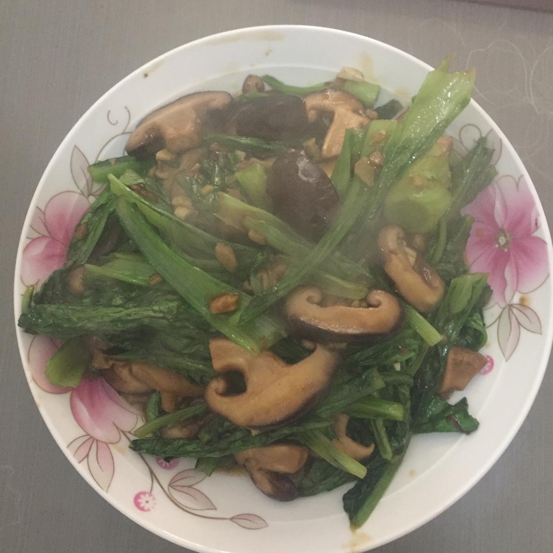 蚝油香菇油麦菜