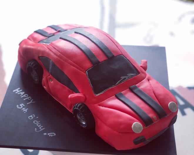 Porsche sport 911 跑车蛋糕的做法