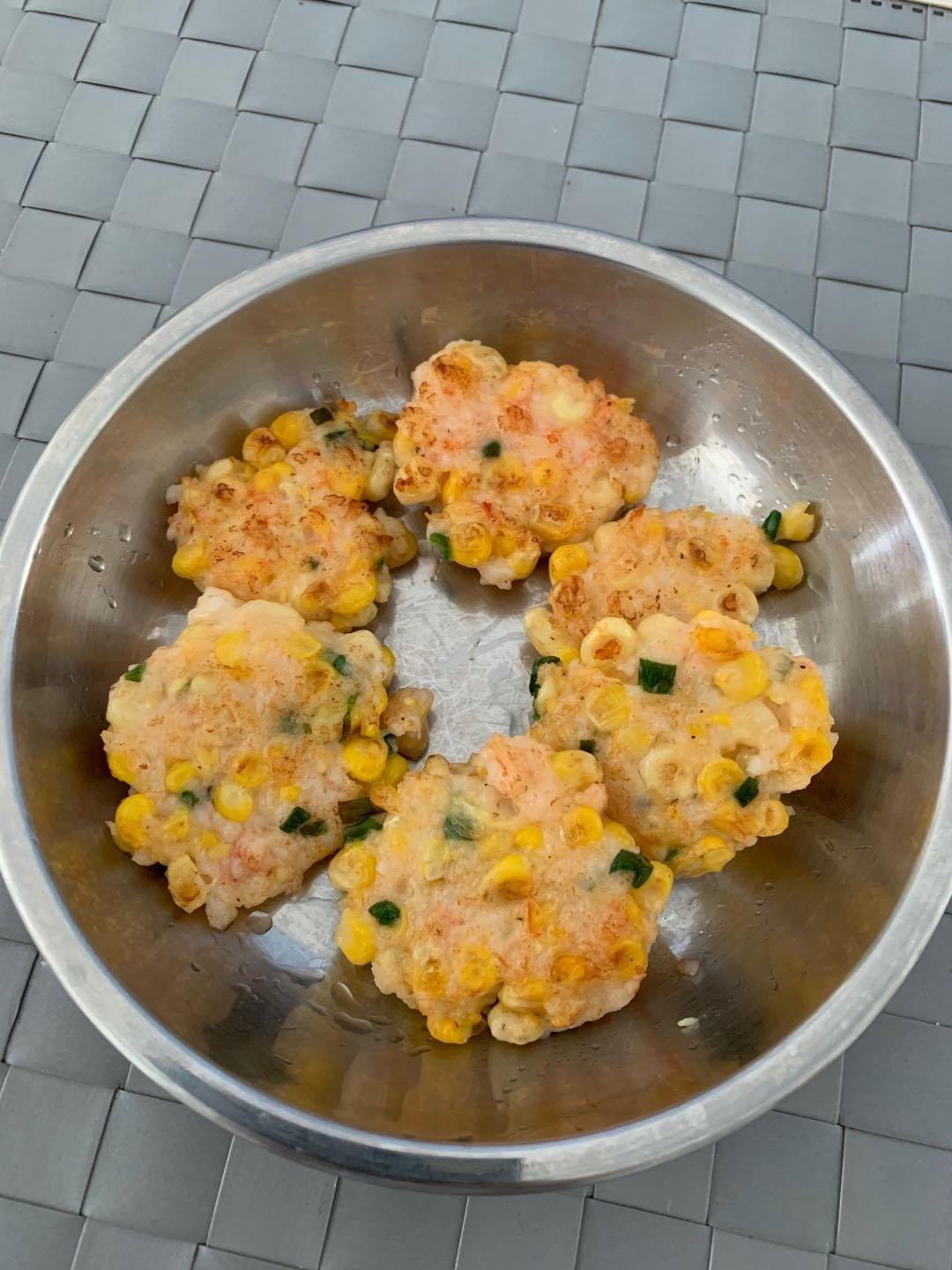 有颜值还健康的玉米虾饼，做法简单又好吃，一学就会