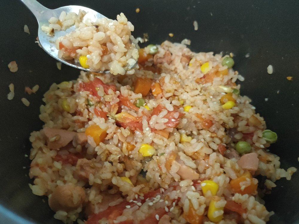 抖音网红一颗番茄饭