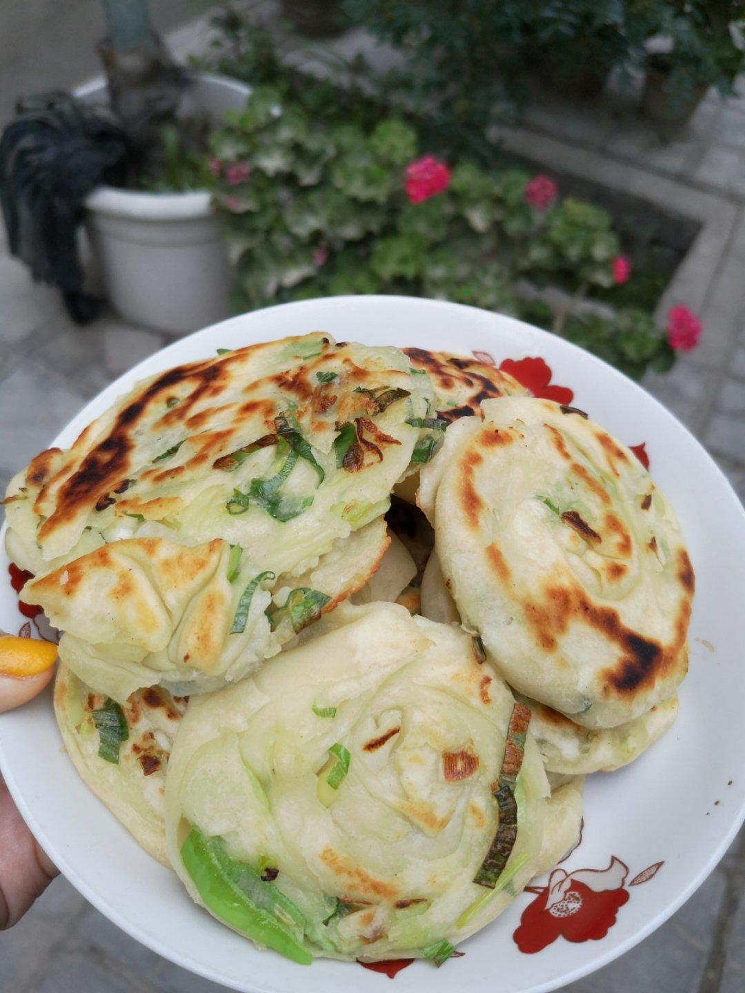 家常葱油饼