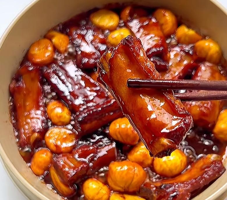 板栗排骨的做法