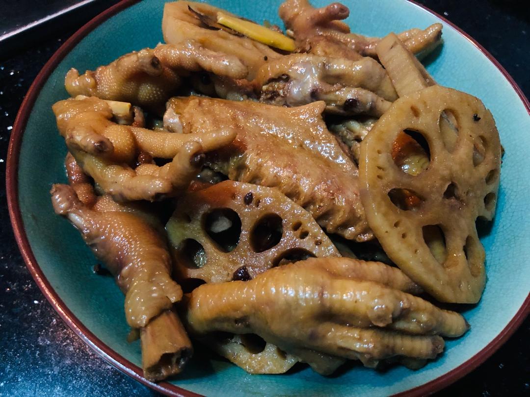 🐔卤味翅脚尖拼盘🍗