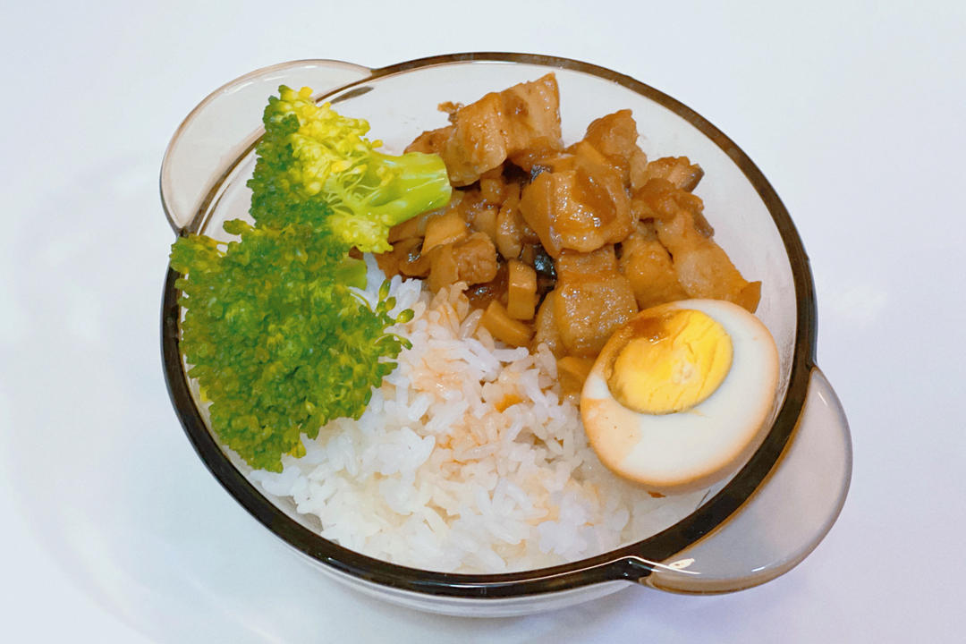 台式卤肉饭~