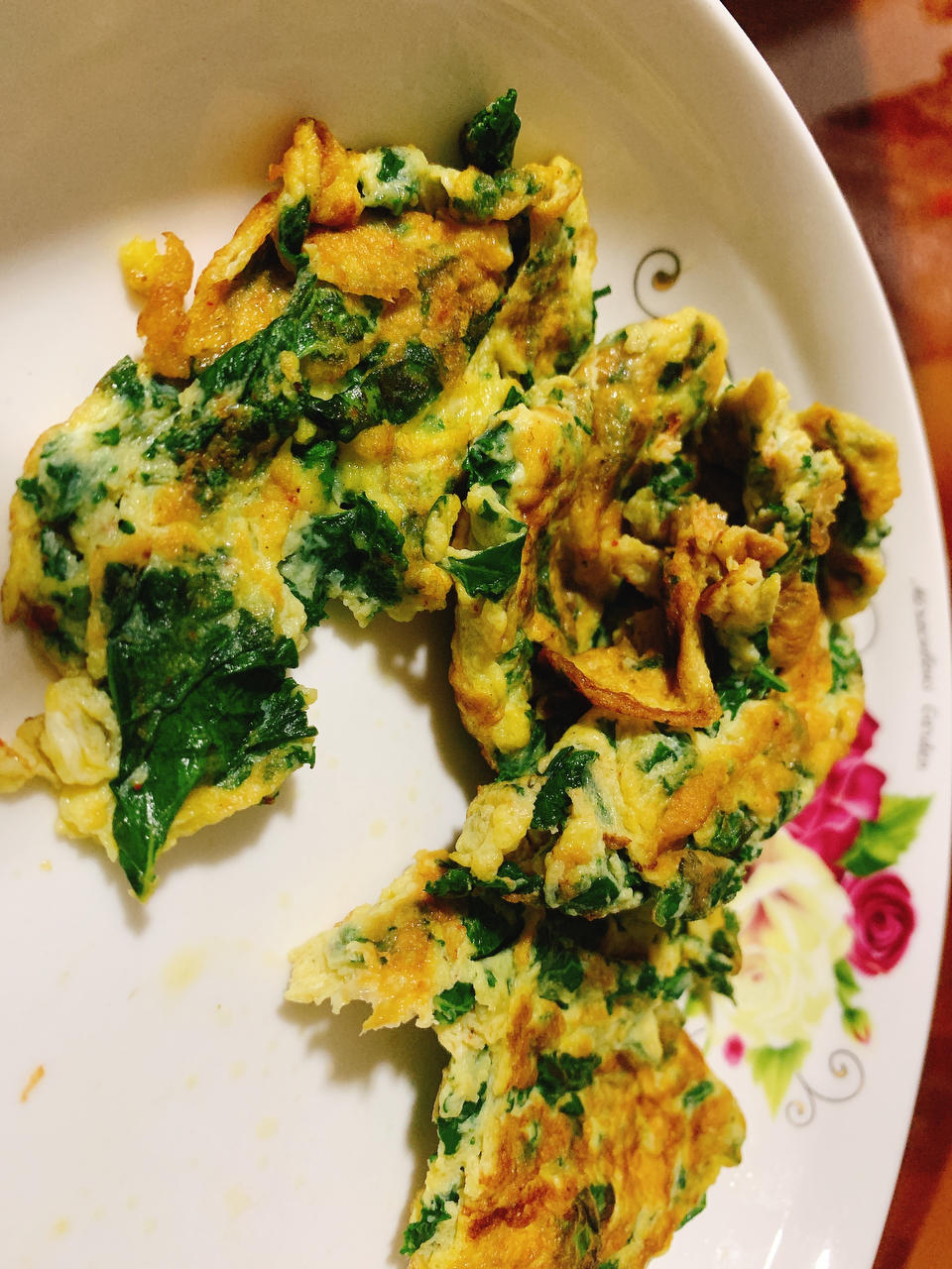 姜汁猫饼做的美国版香椿炒蛋羽衣甘蓝炒鸡蛋这下你不会嫌kale难吃了