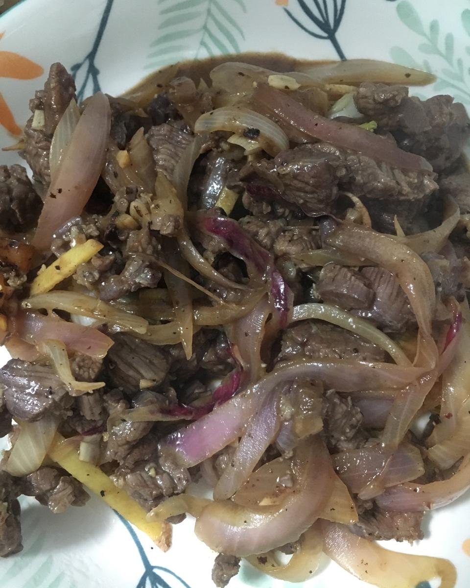 洋葱爆牛肉 怎么做都好吃