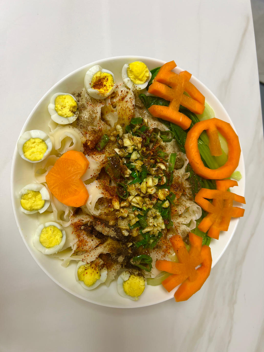 大碗宽面（油泼扯面）
