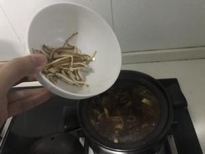 酸辣牛肉粉丝汤（砂锅酸辣汤）的做法 步骤6