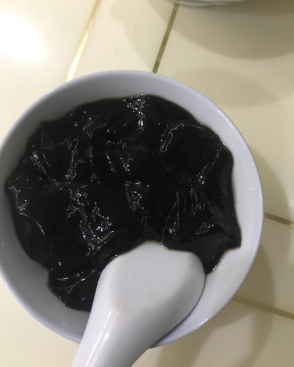 格林涵曦做的江门黑凉粉