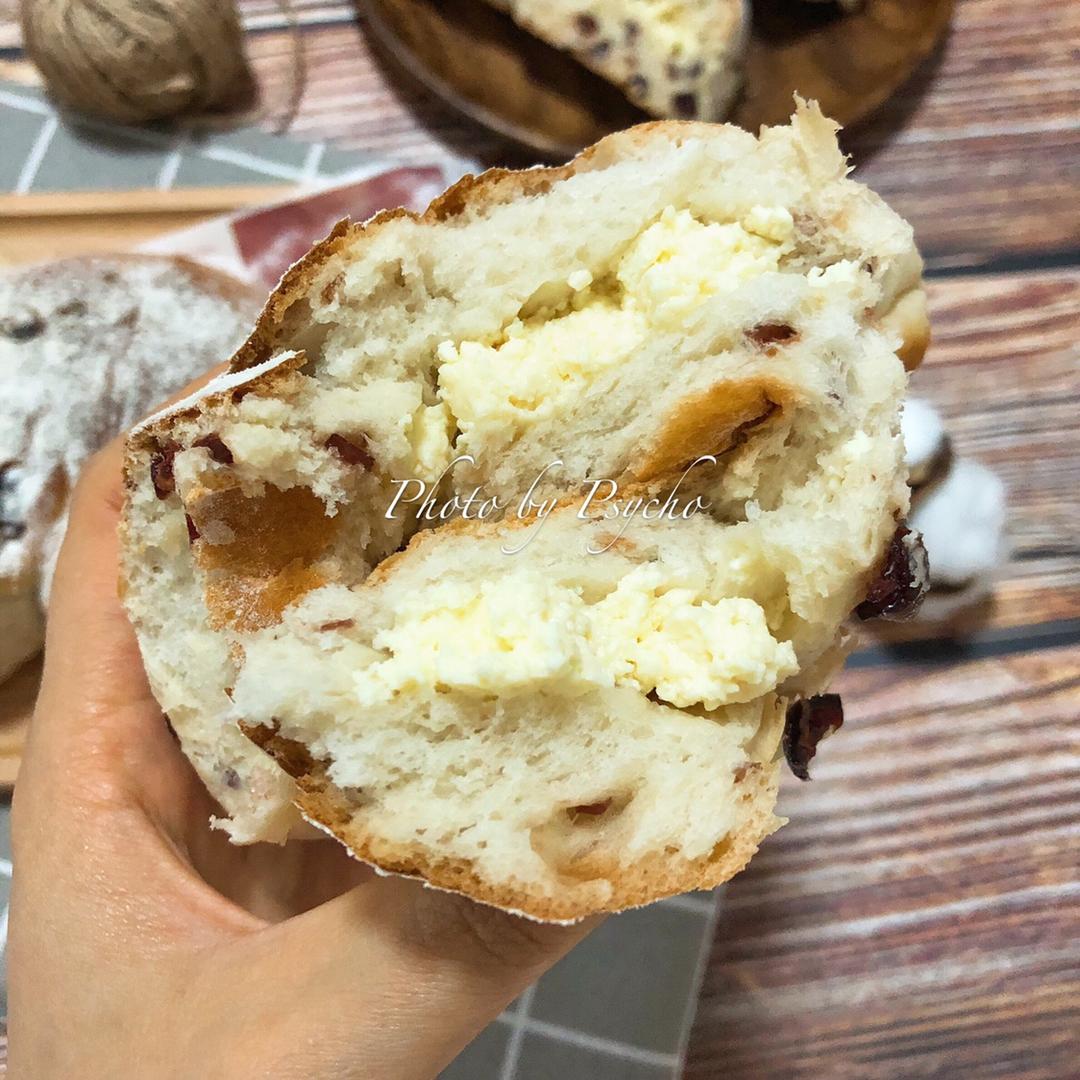面包店里的常客——蔓越莓奶酪软欧